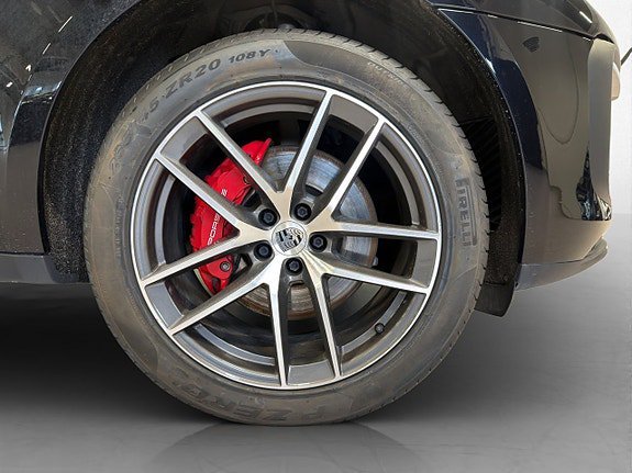Vehicle Image 23