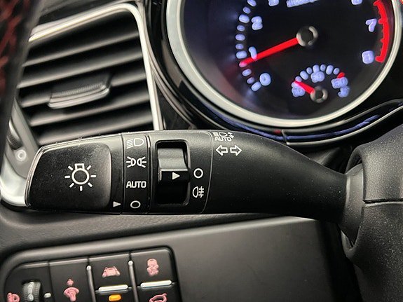 Vehicle Image 29