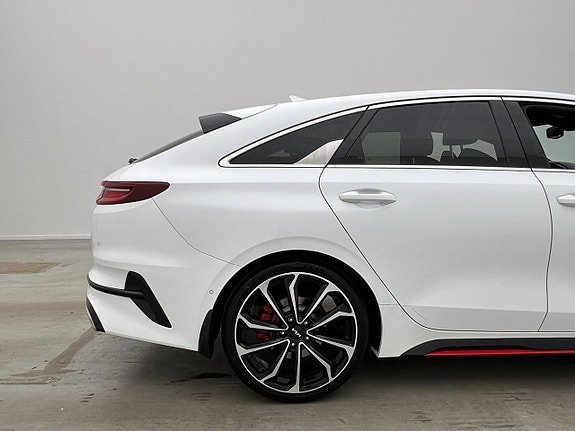 Vehicle Image 33