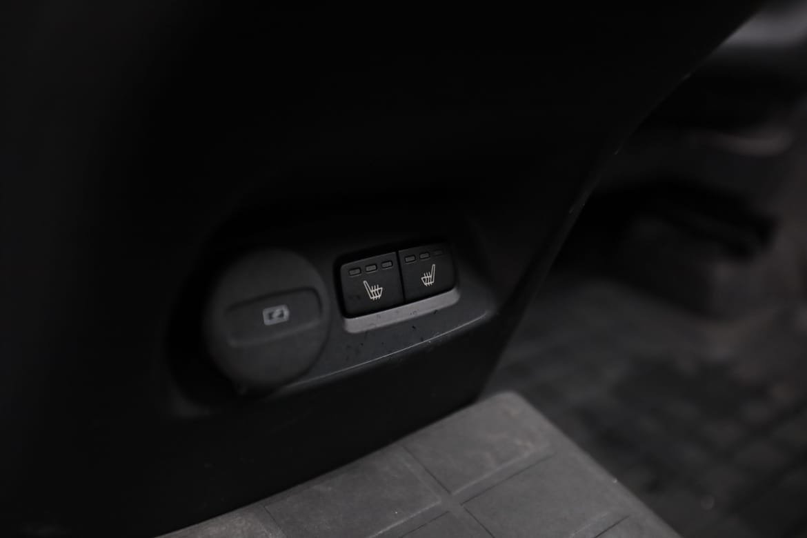 Vehicle Image 37