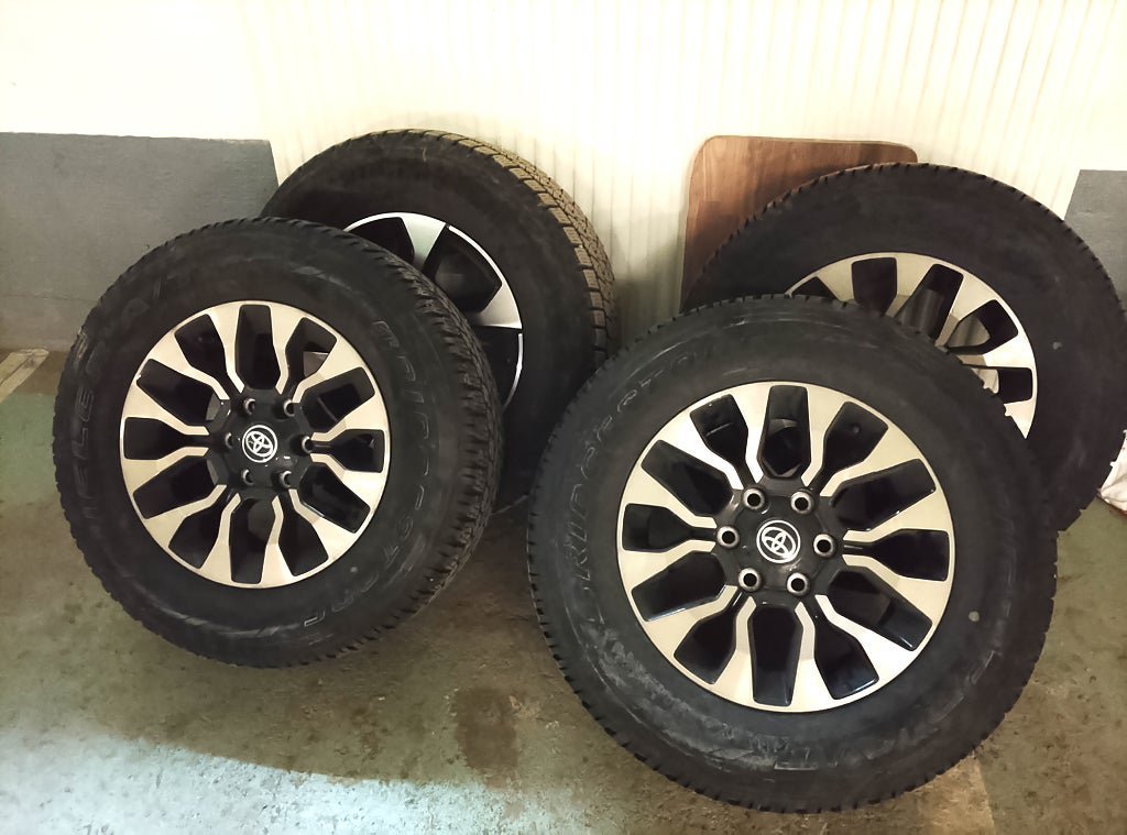 Vehicle Image 11