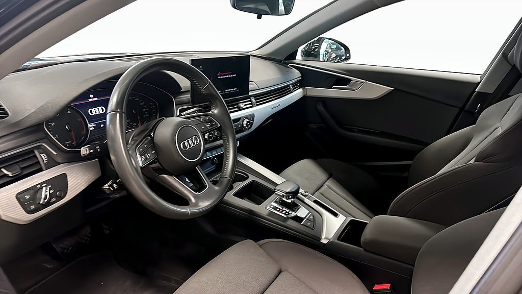Vehicle Image 7