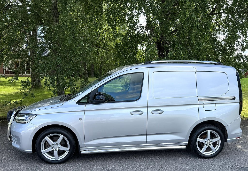 Vehicle Image 24