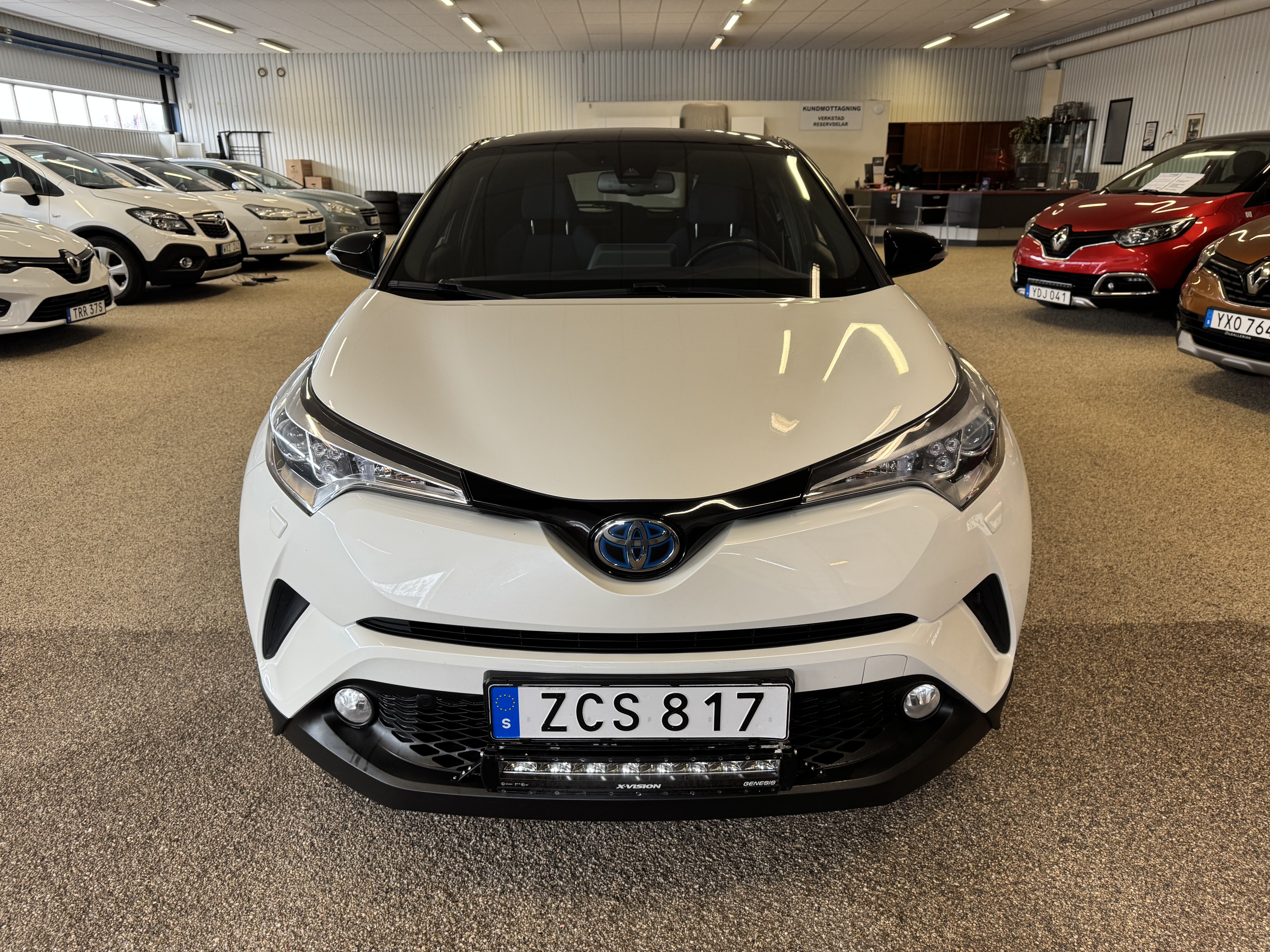 Vehicle Image 8