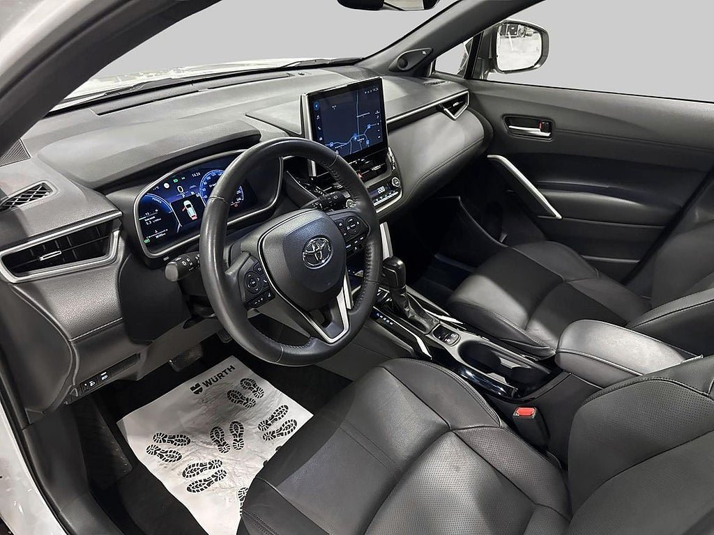 Vehicle Image 14