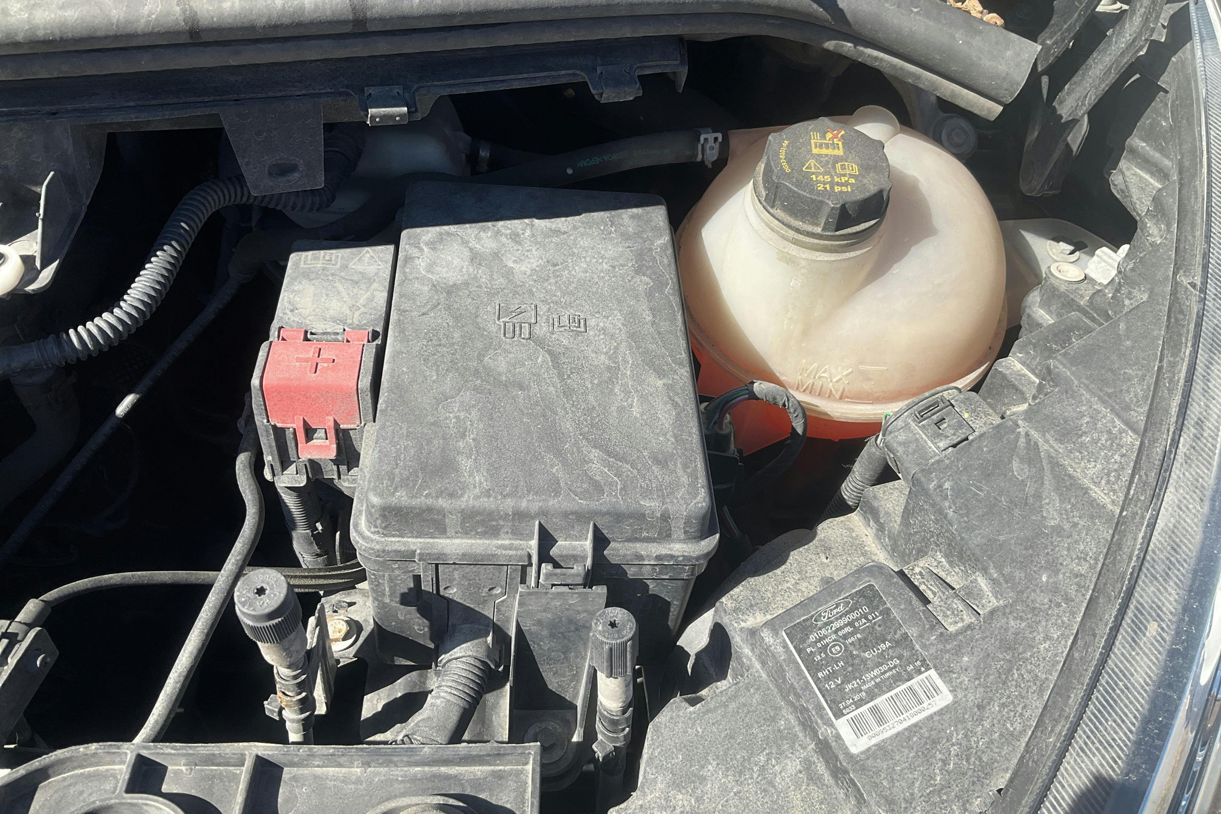 Vehicle Image 13