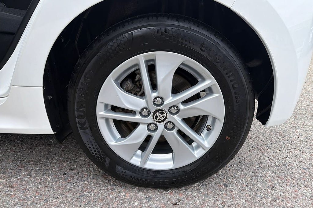 Vehicle Image 17