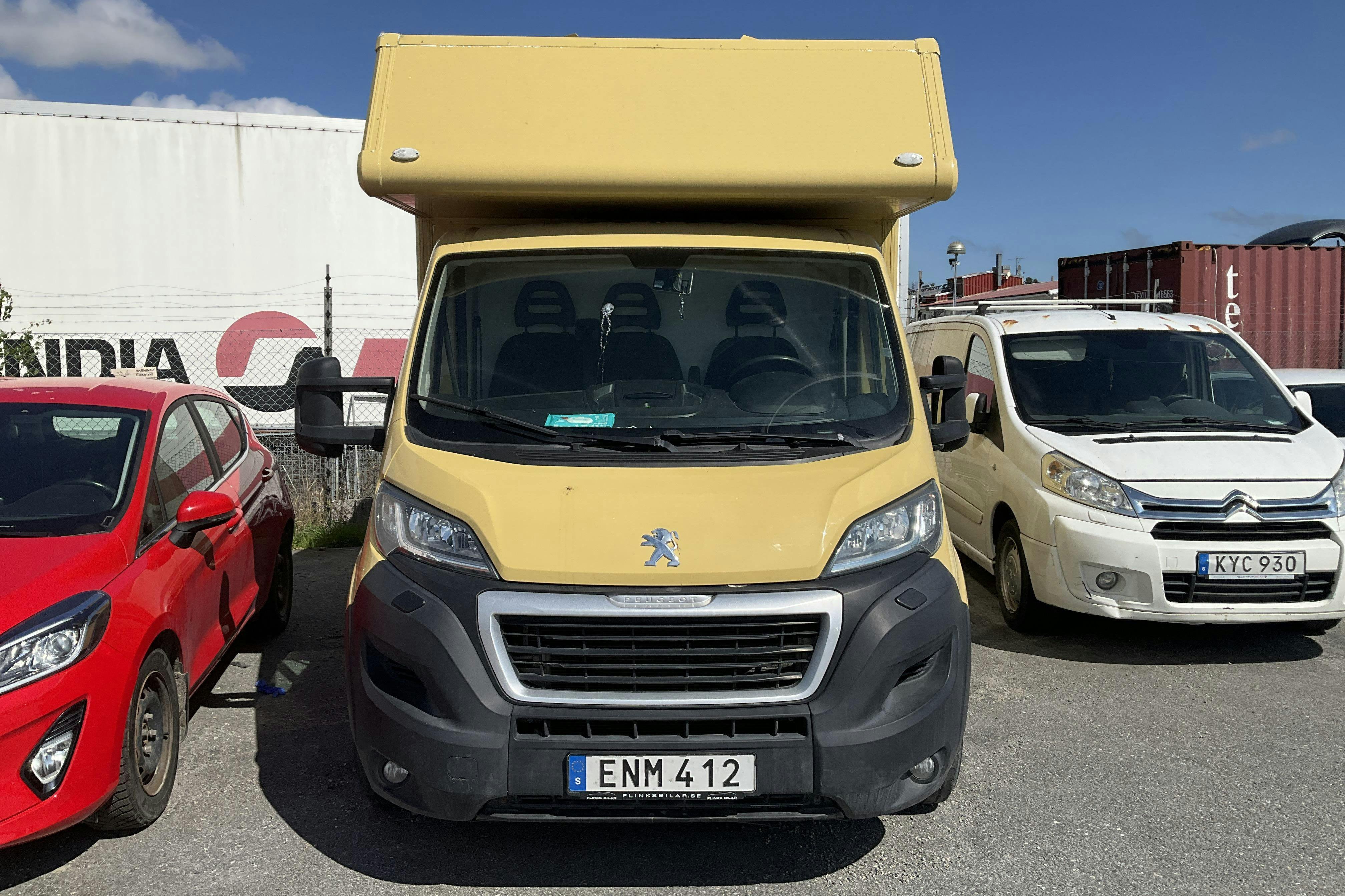 Vehicle Image 4