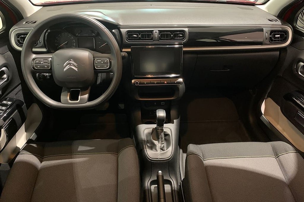 Vehicle Image 7