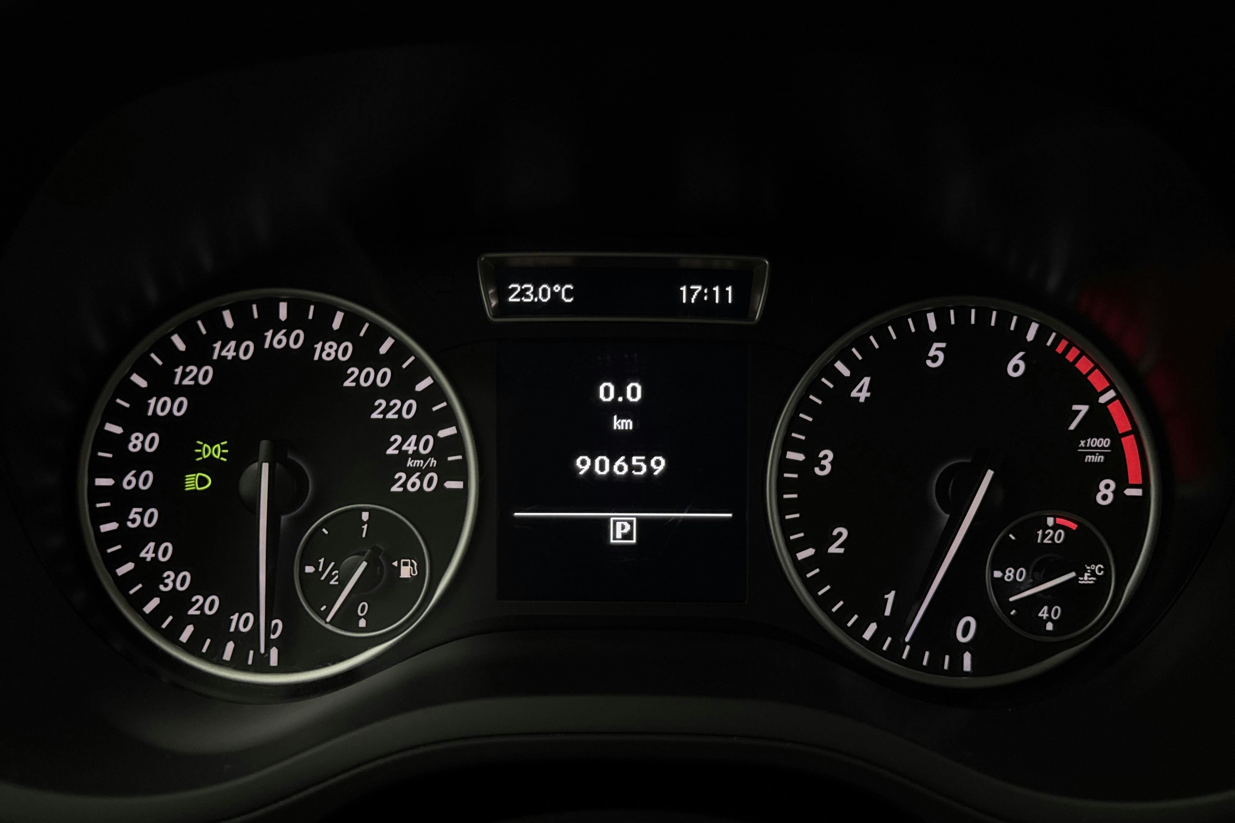 Vehicle Image 10