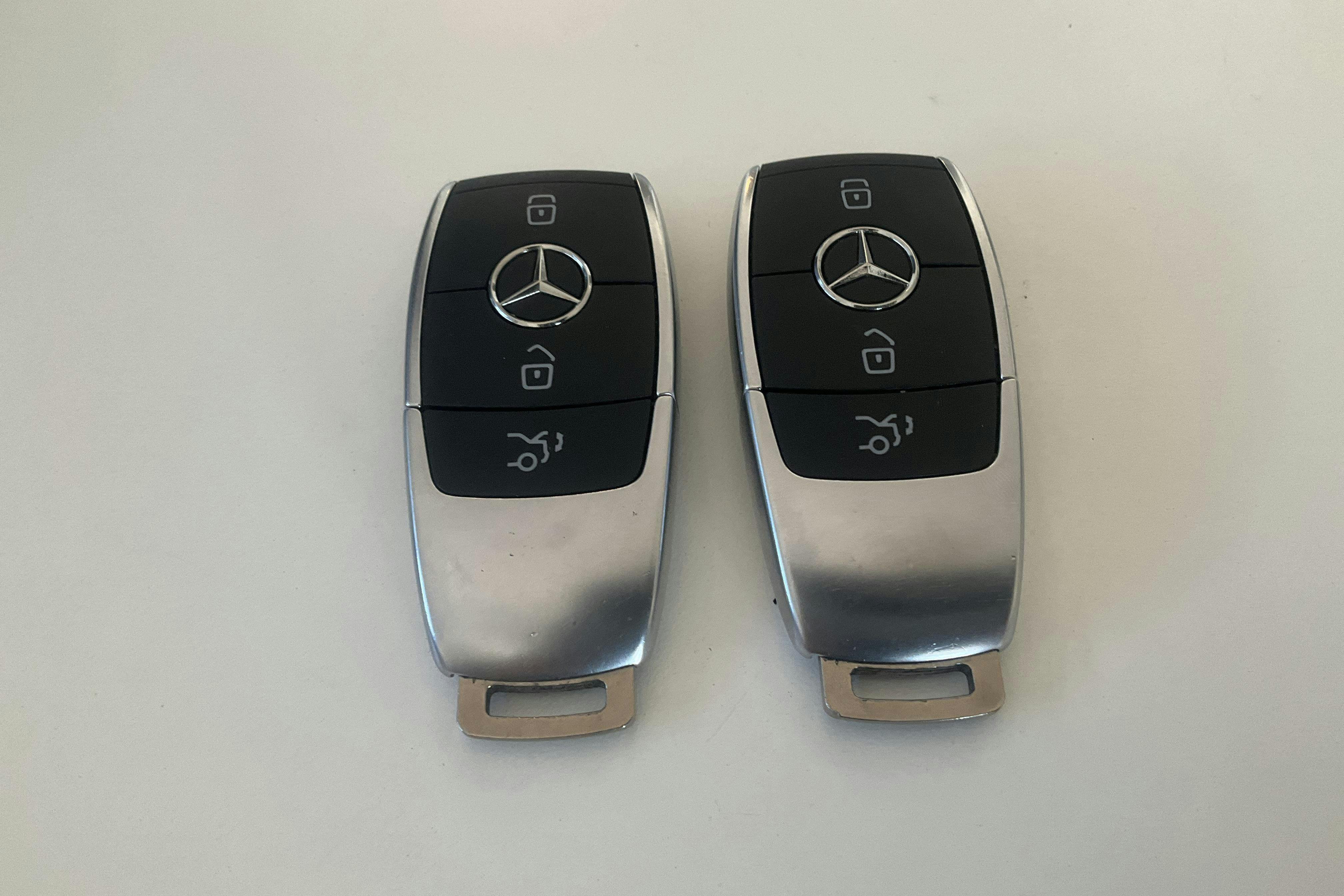 Vehicle Image 22