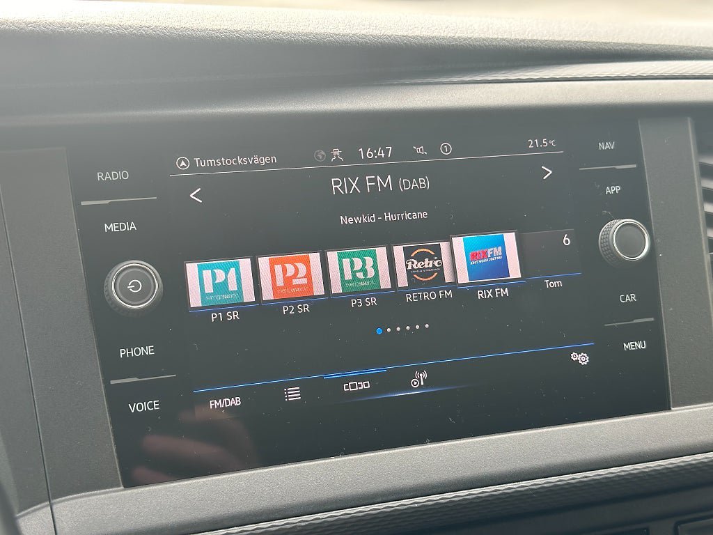 Vehicle Image 11