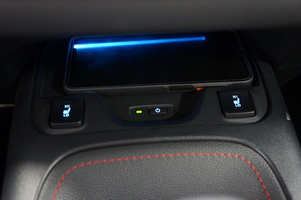 Vehicle Image 16