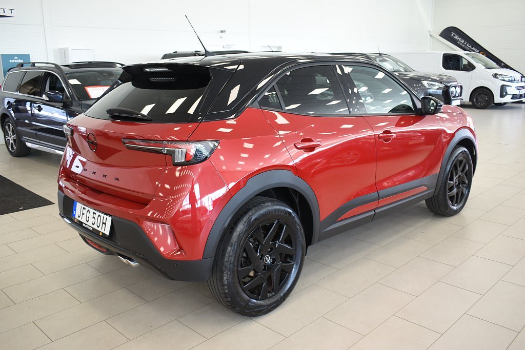 Vehicle Image 4