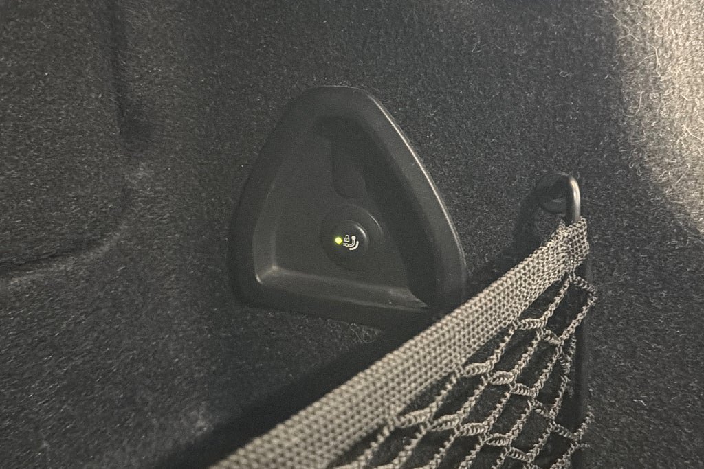 Vehicle Image 25