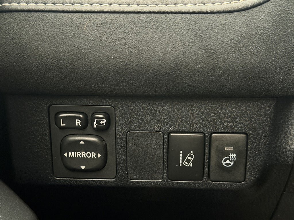 Vehicle Image 29