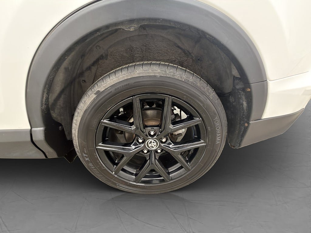 Vehicle Image 30