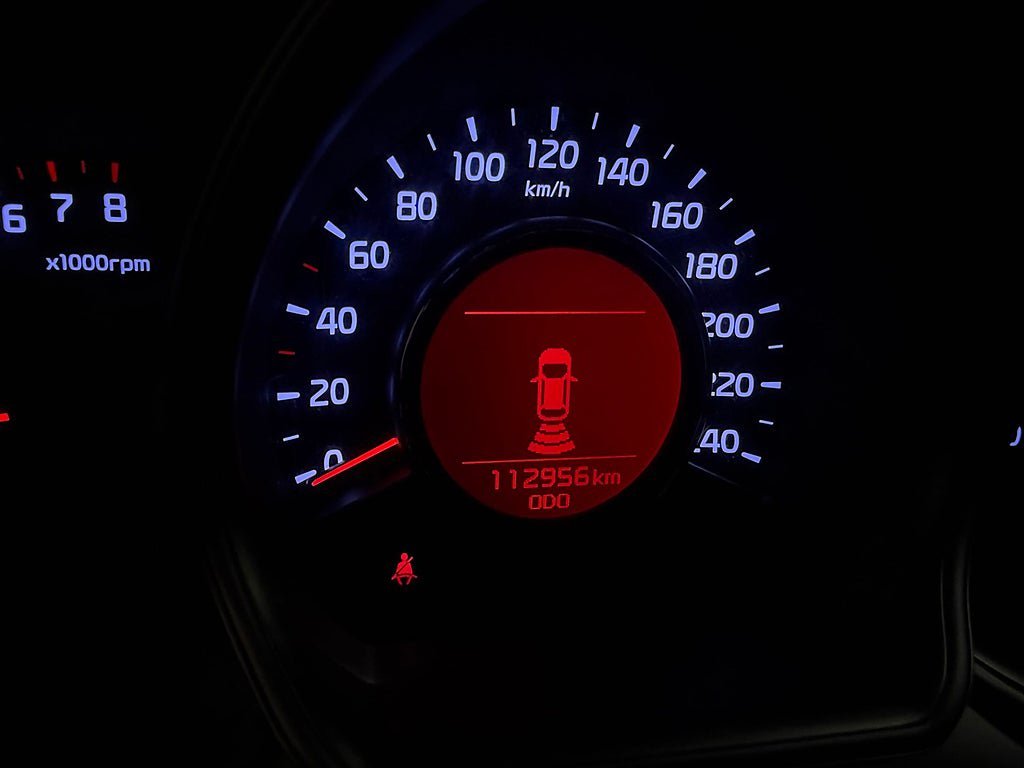 Vehicle Image 8