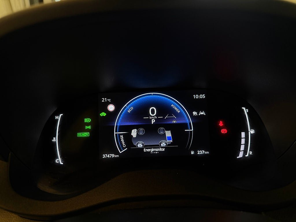 Vehicle Image 9