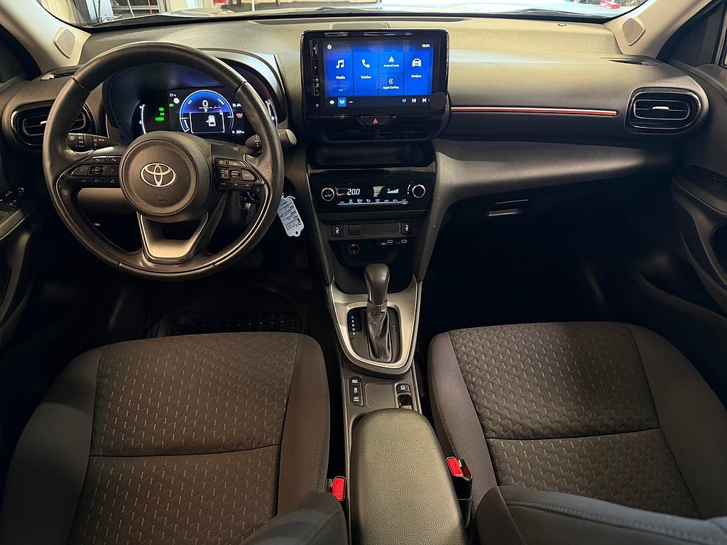 Vehicle Image 10
