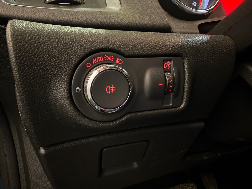 Vehicle Image 17
