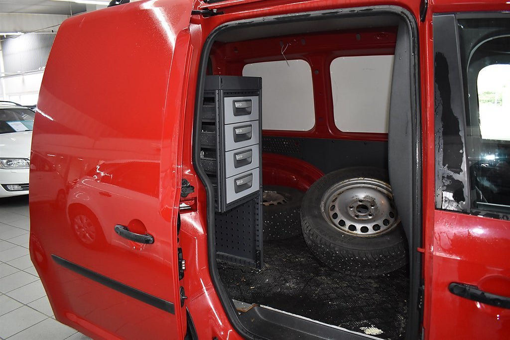 Vehicle Image 8