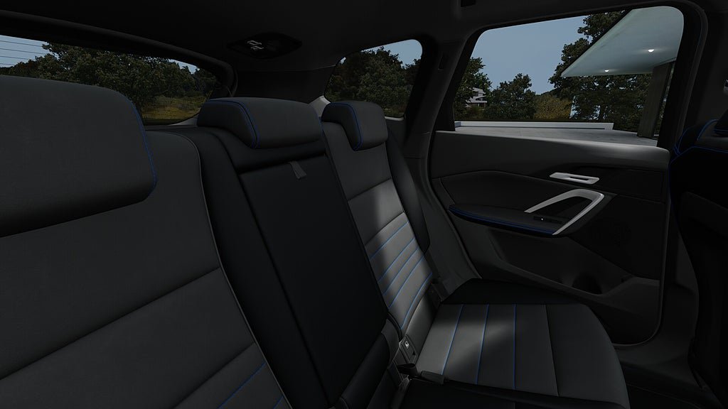 Vehicle Image 11