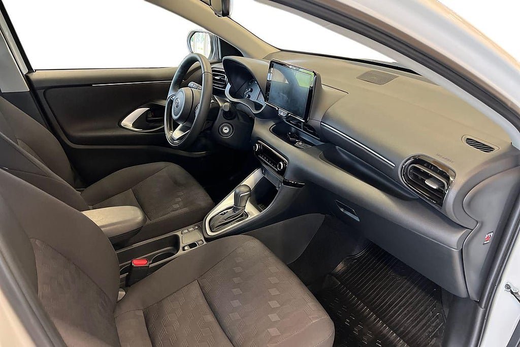 Vehicle Image 7