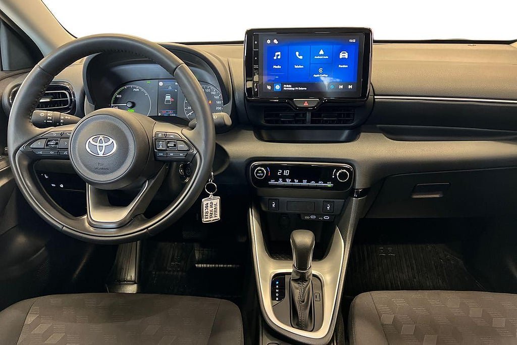 Vehicle Image 10
