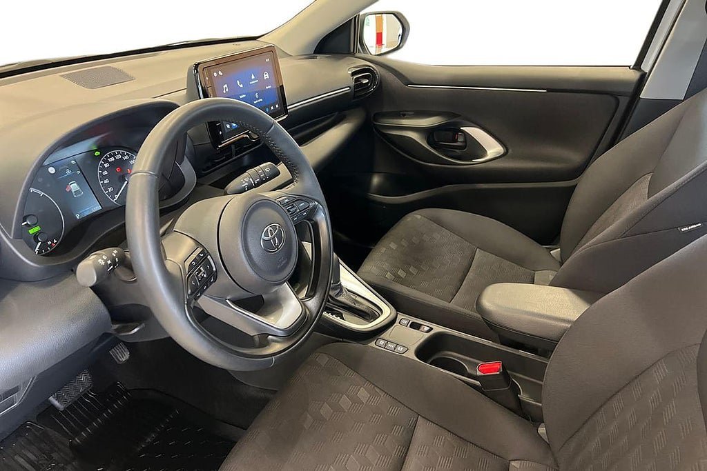 Vehicle Image 14