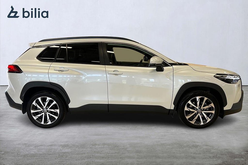Vehicle Image 16