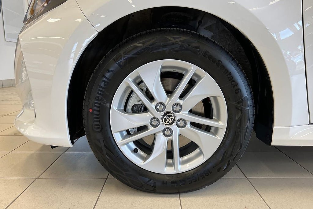 Vehicle Image 17