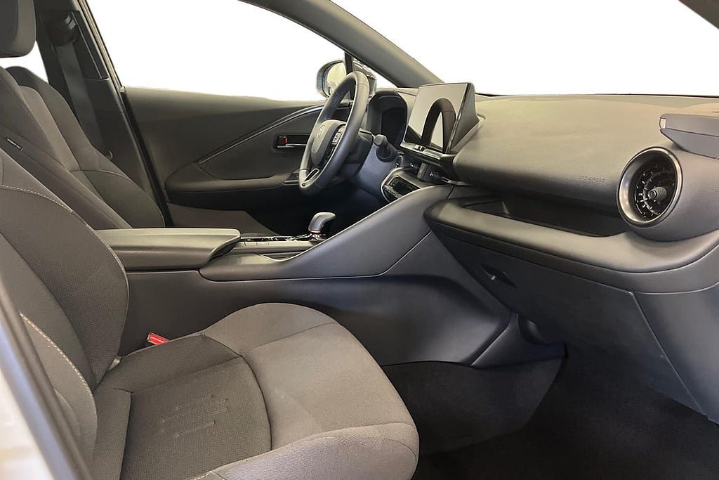 Vehicle Image 7