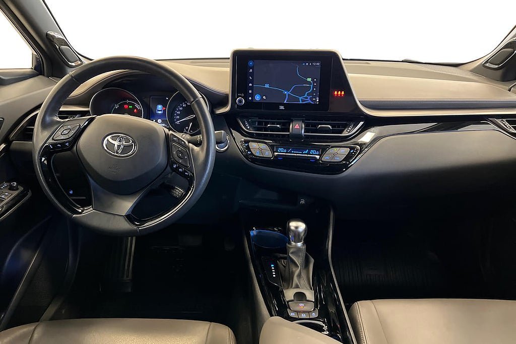 Vehicle Image 10