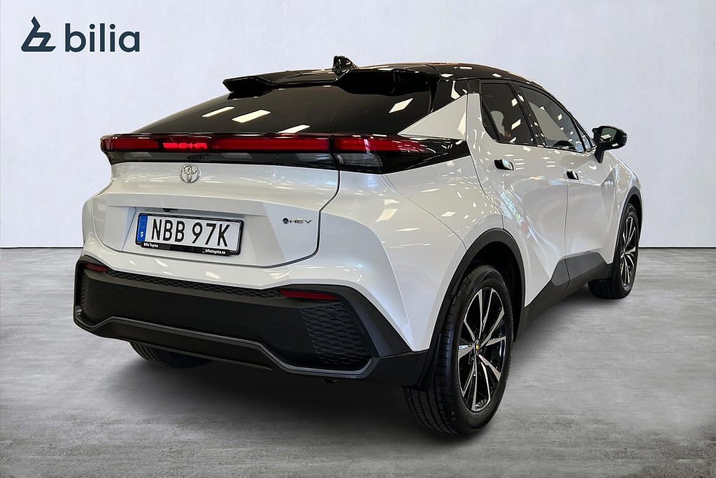 Vehicle Image 19