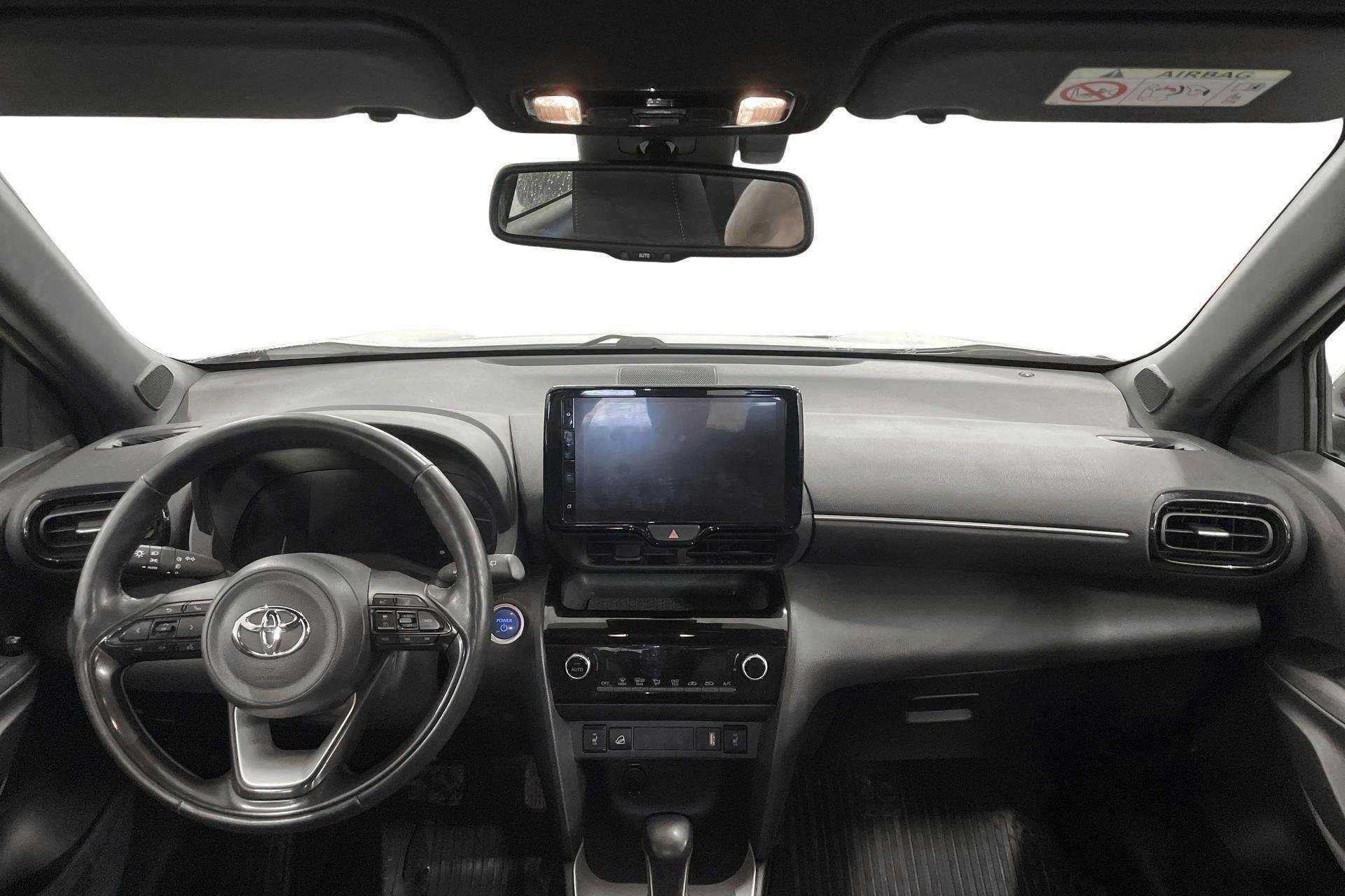 Vehicle Image 6