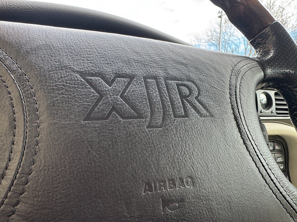 Vehicle Image 24