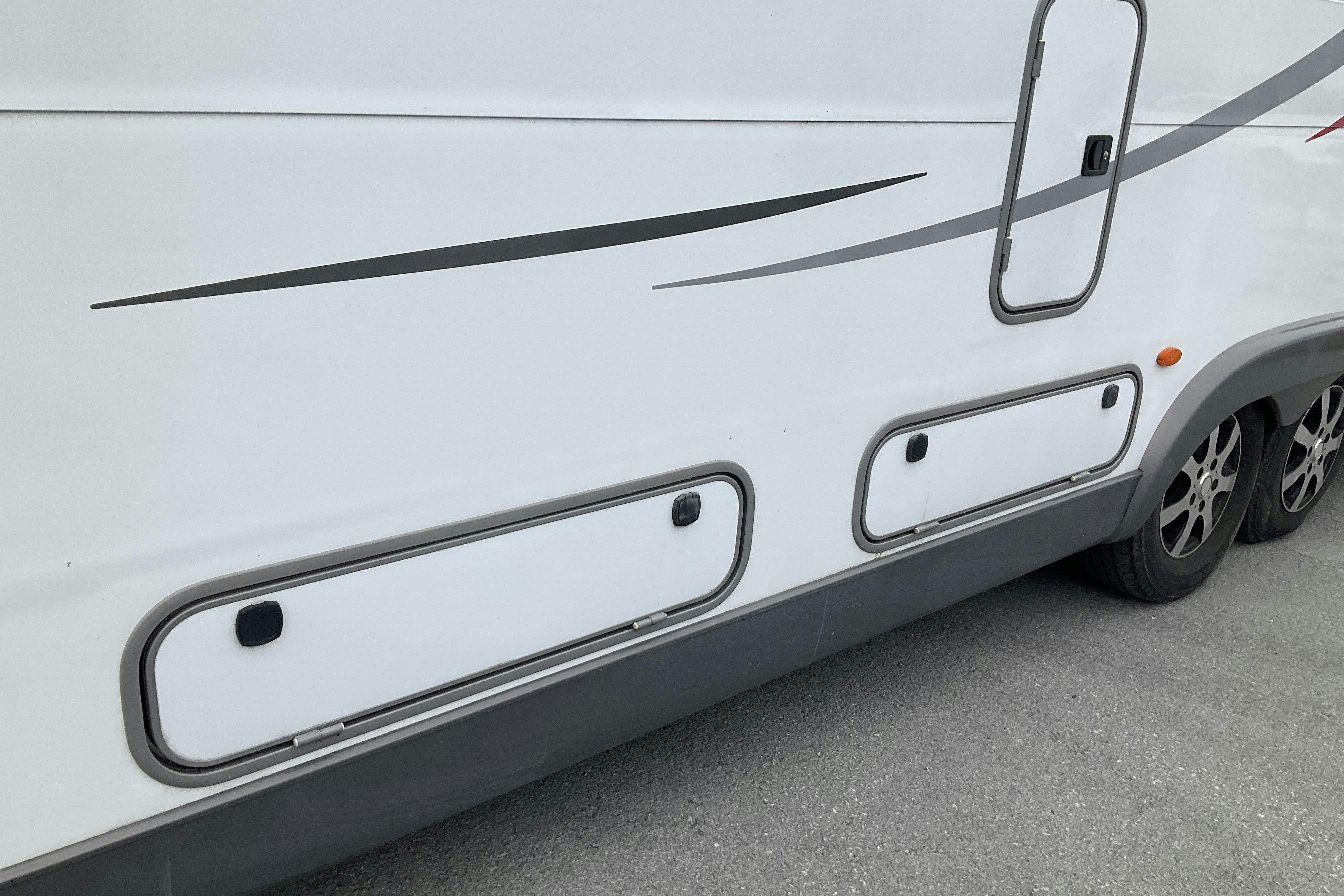 Vehicle Image 41