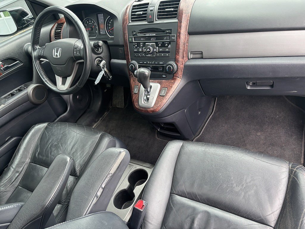 Vehicle Image 10