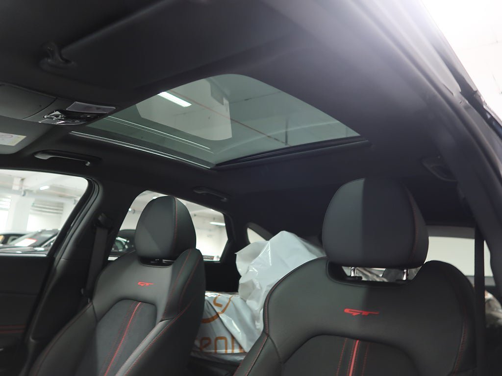 Vehicle Image 22