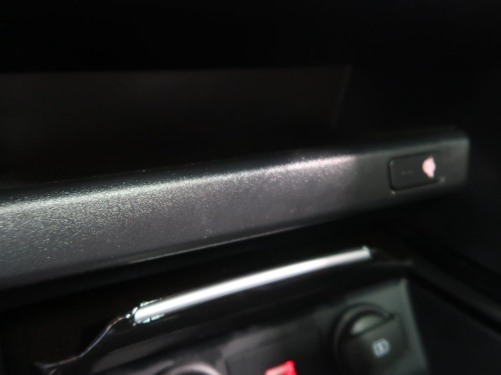 Vehicle Image 33