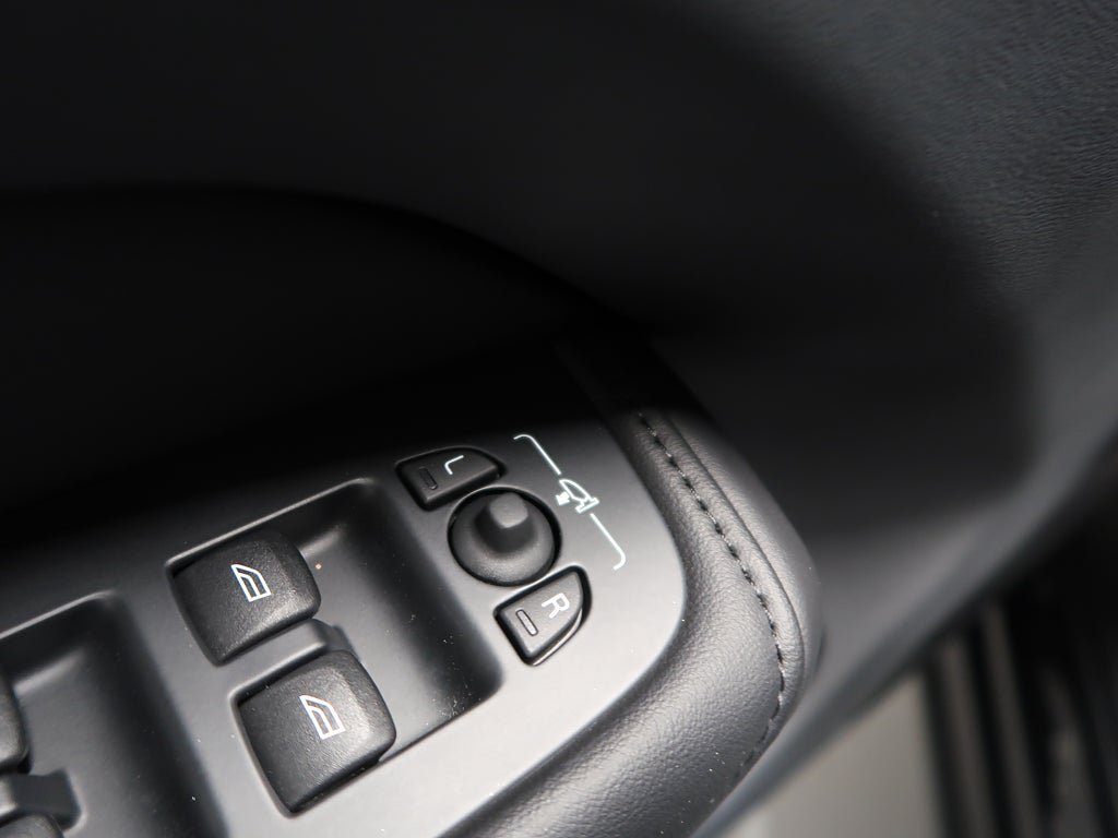 Vehicle Image 35