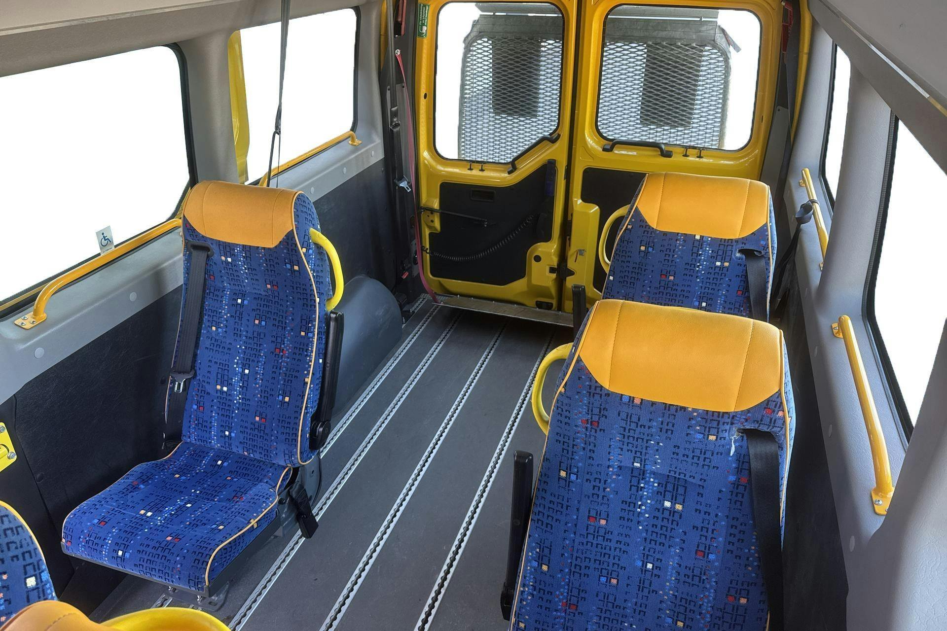 Vehicle Image 19