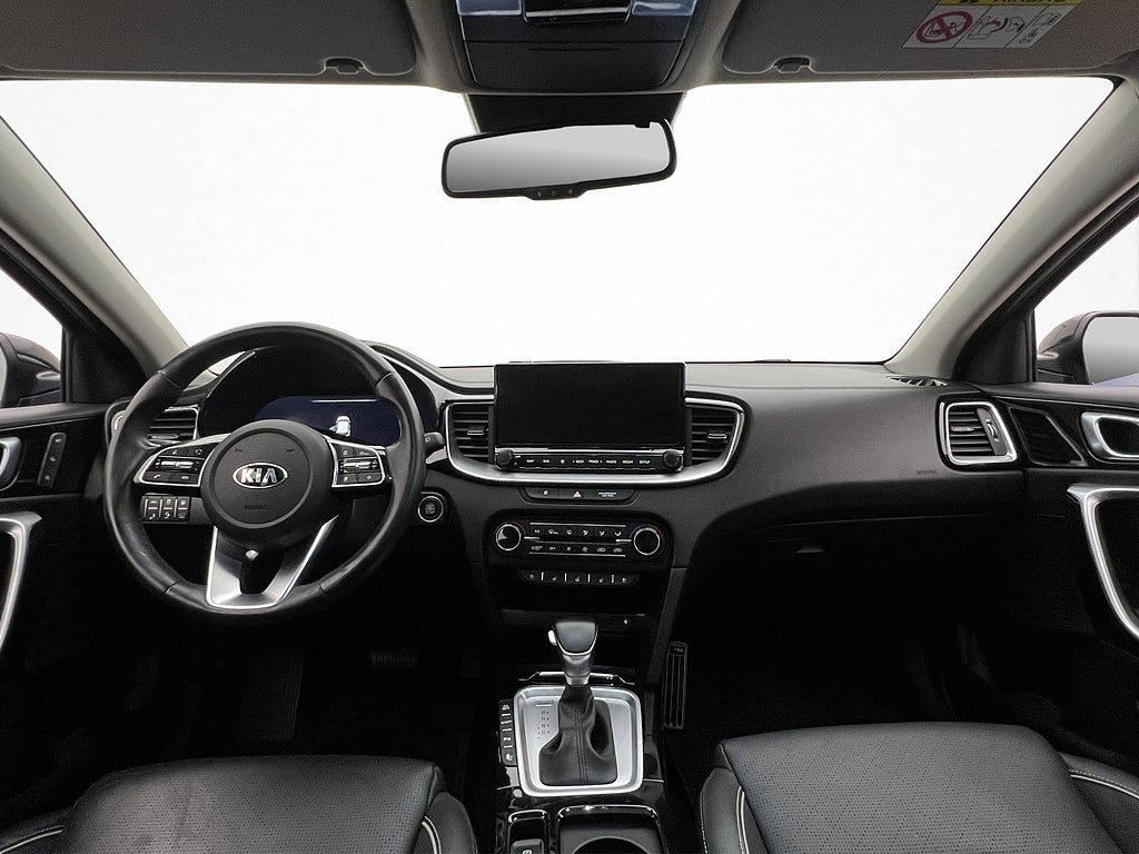 Vehicle Image 23