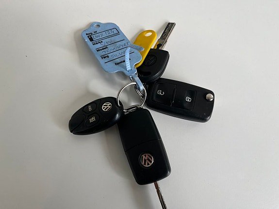 Vehicle Image 32