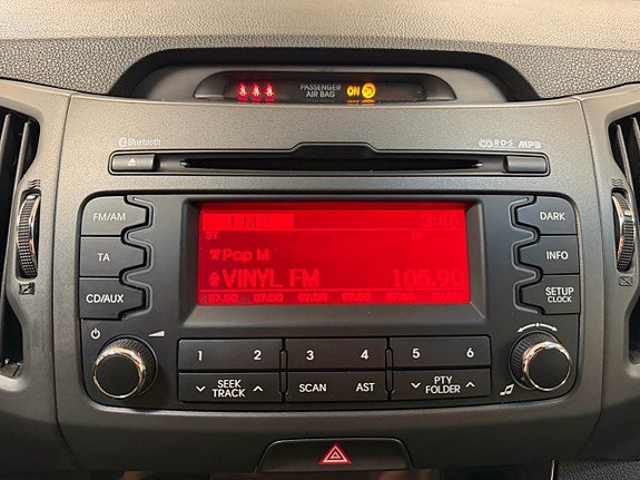 Vehicle Image 25