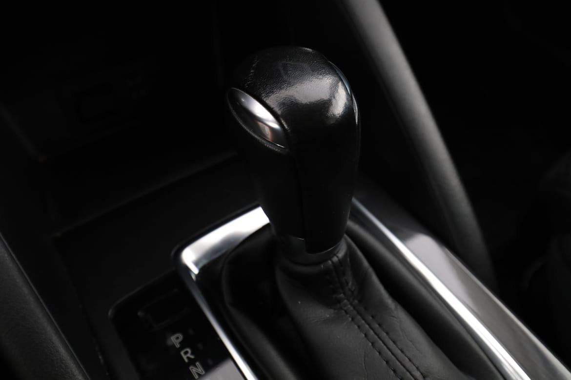 Vehicle Image 25