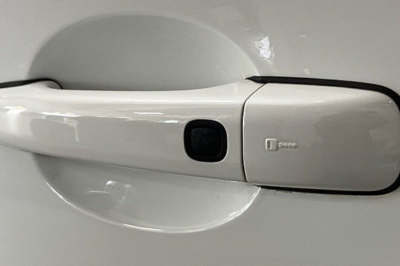 Vehicle Image 28