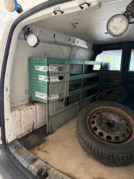 Vehicle Image 11