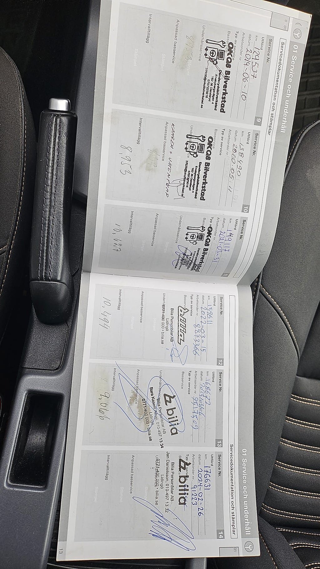 Vehicle Image 10
